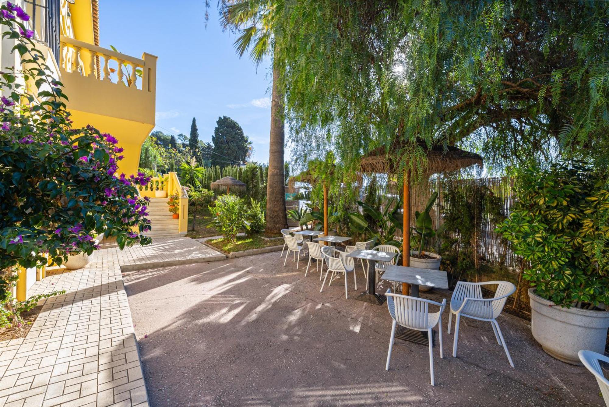 12P Villa Private Pool 5 Bathrooms 150M To Beach And Walking To La Cala De Mijas - Malaga, Malaga